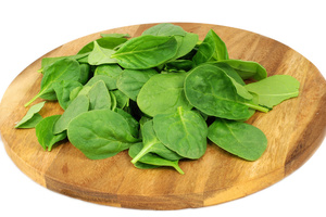 The benefits and harms of spinach.