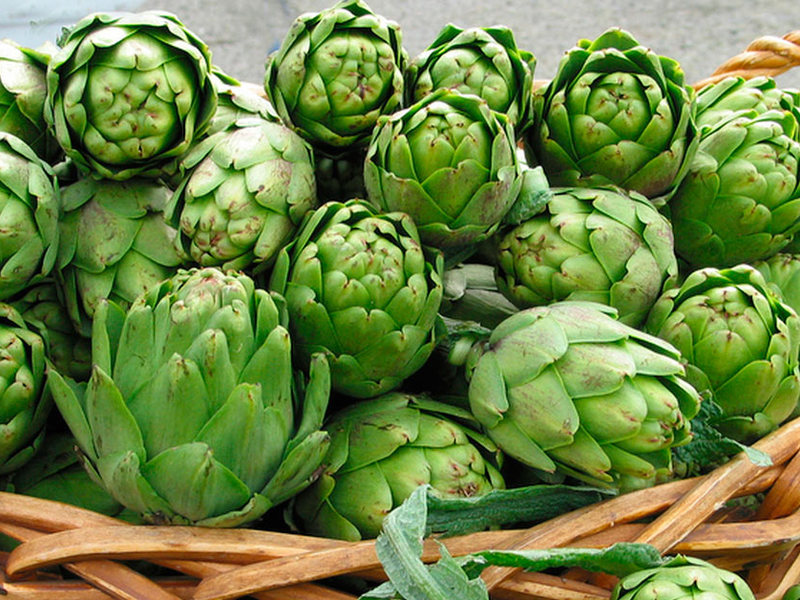 What properties does artichoke vegetable have?