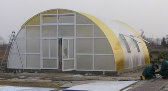 Polycarbonate greenhouse