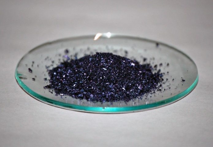 Potassium permanganate crystals