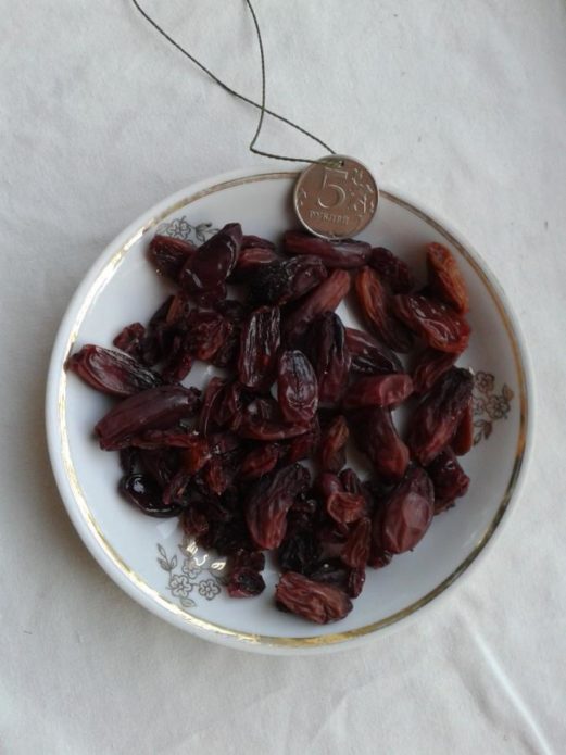 Raisins from Rizamat