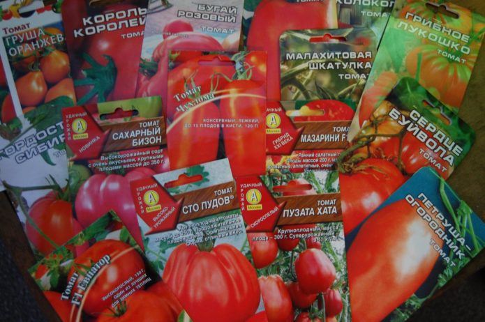 Tomato seeds in bags