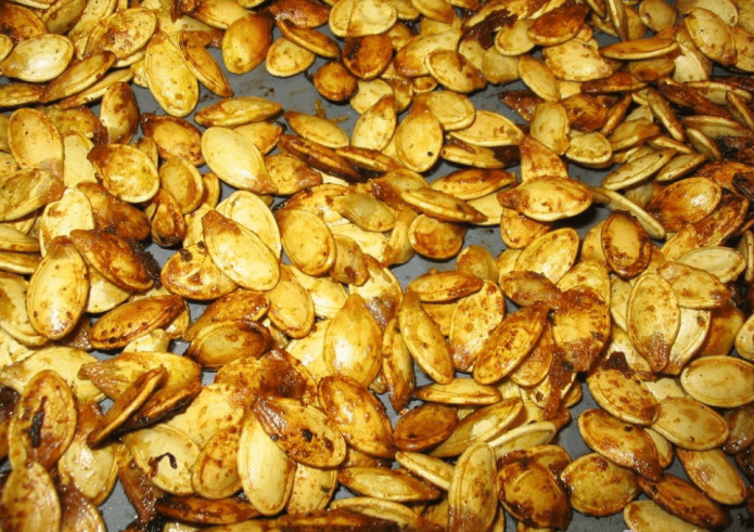 Roasted pumpkin seeds